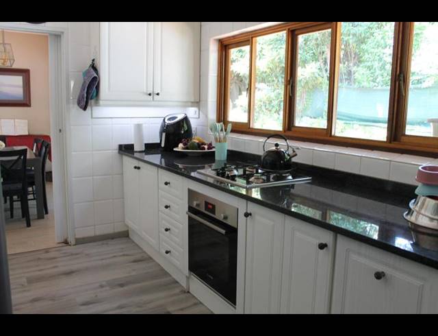 3 BEDROOM HOUSE FOR SALE IN HIGHWAY GARDENS